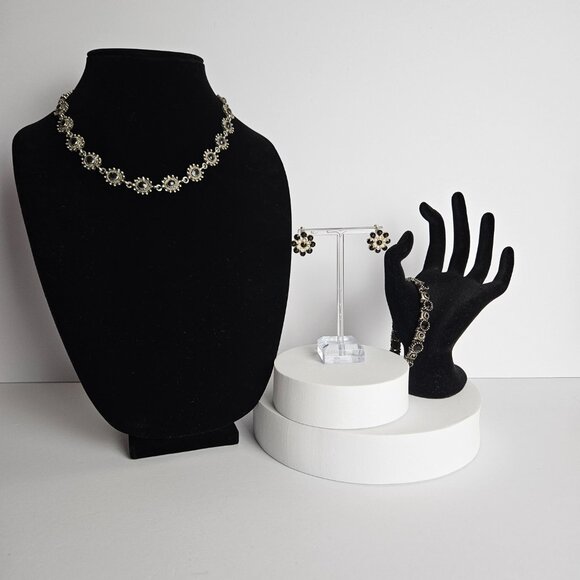 Silver Tone Necklace, Earring, Bracelet Jewelry Set Western Style w/ Black Stone - Picture 5 of 8